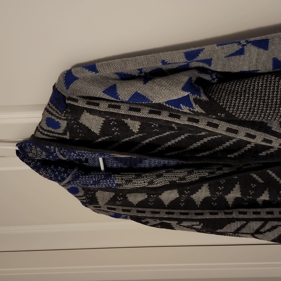 Seduction Cardigan - Picture 3 of 3